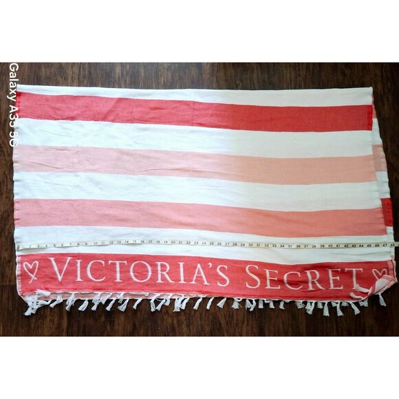 Victoria’s Secret Blanket White And Pink Color, 50" X 60" - Picture 1 of 5